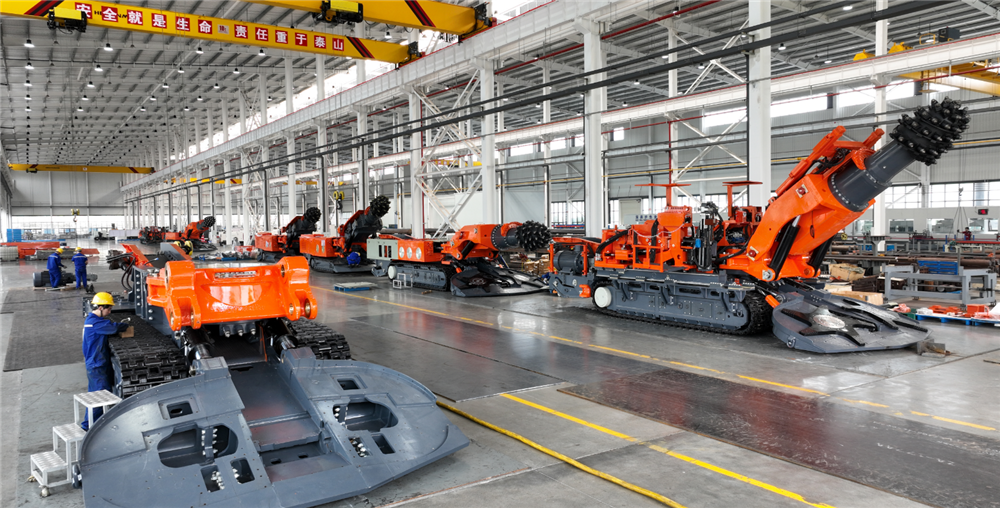 掘進(jìn)機(jī)生產(chǎn)車(chē)間